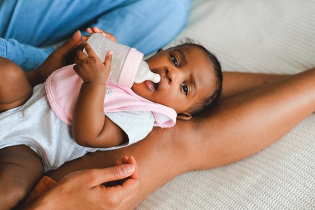 baby feeding clicking